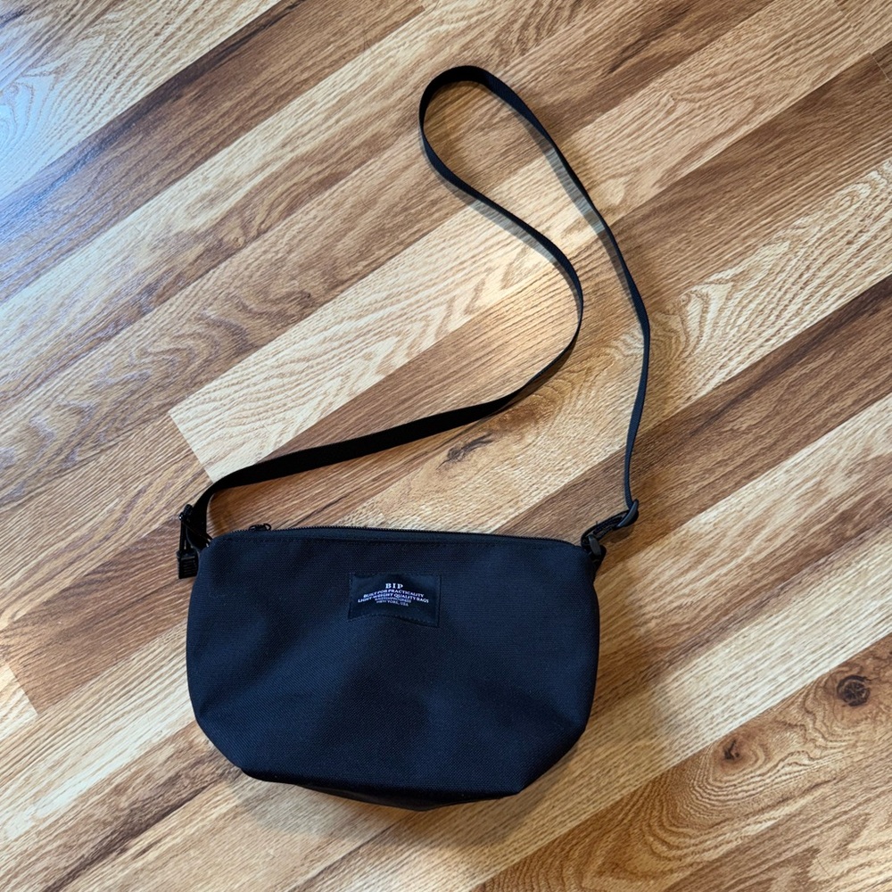 Bags in Progress Black Crossbody Bag